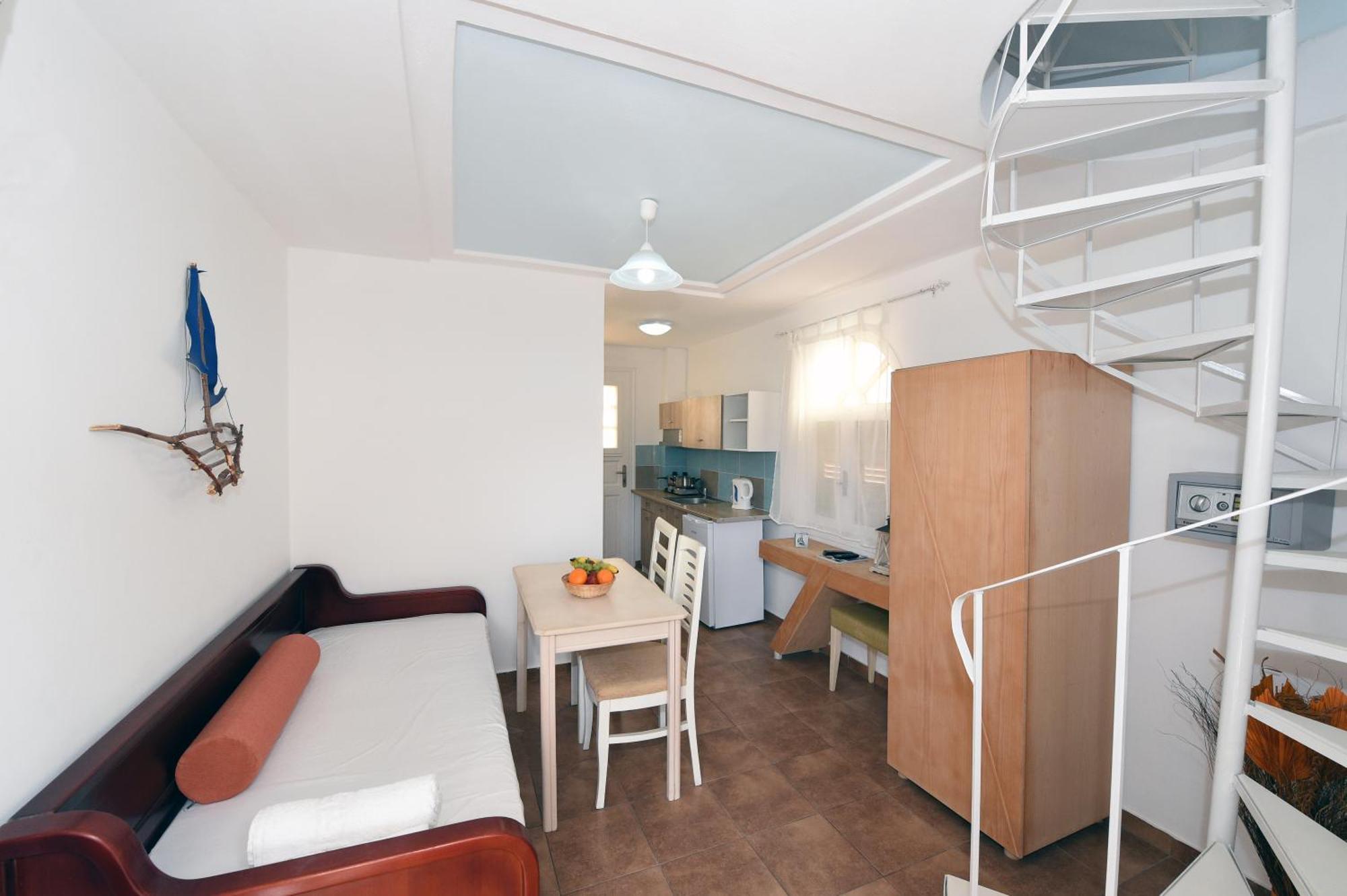 Leon Lux Apartments Perivolos  Bagian luar foto