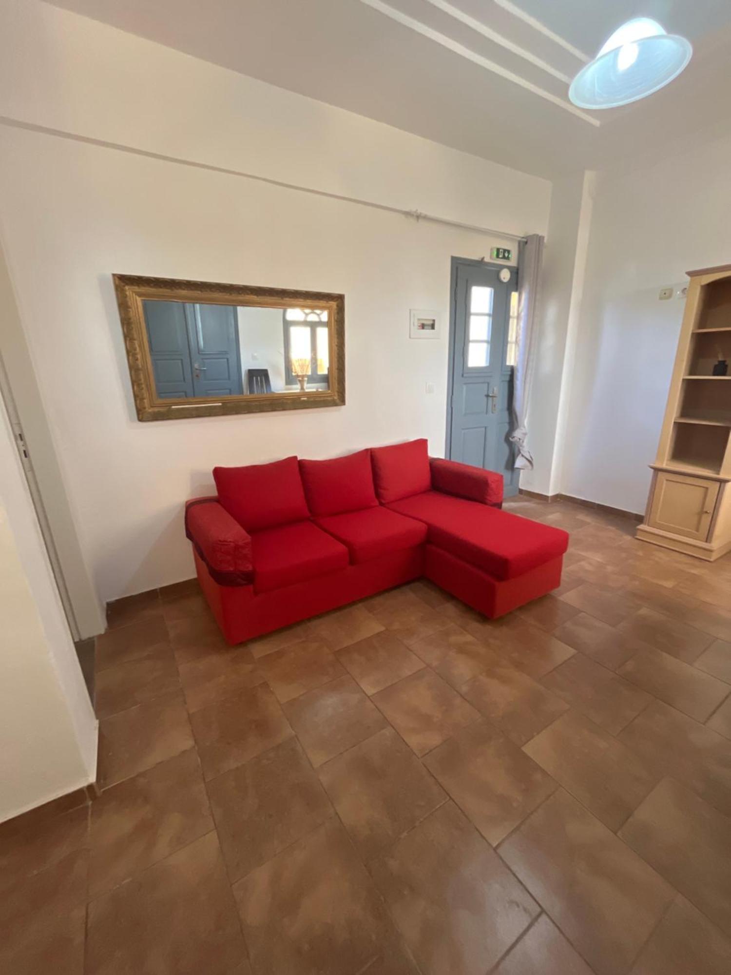 Leon Lux Apartments Perivolos  Bagian luar foto