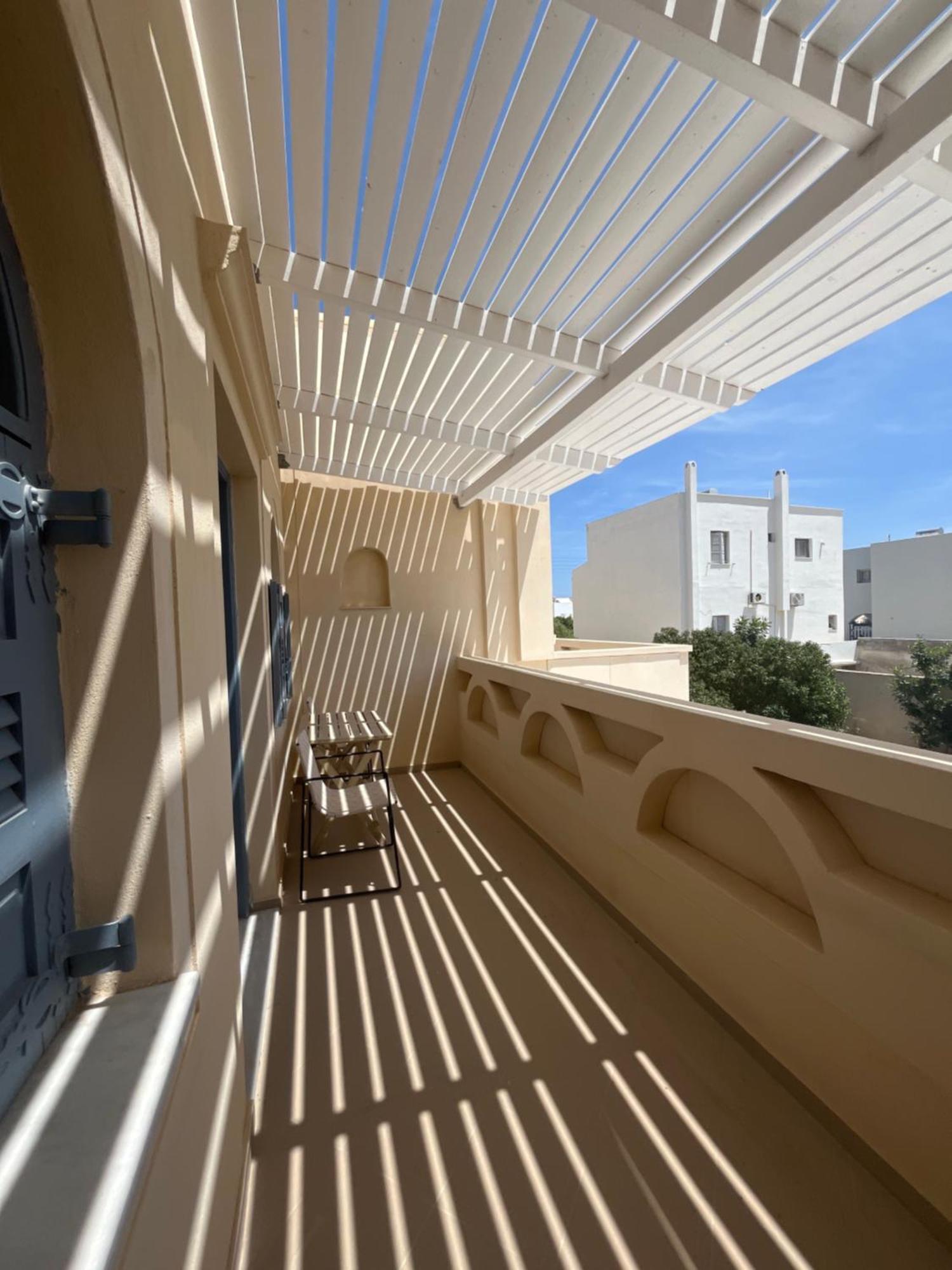 Leon Lux Apartments Perivolos  Bagian luar foto
